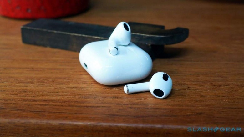 Apple AirPods (3rd Generation)