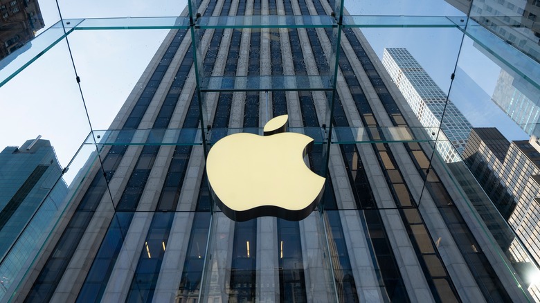 Apple logo at the New York store