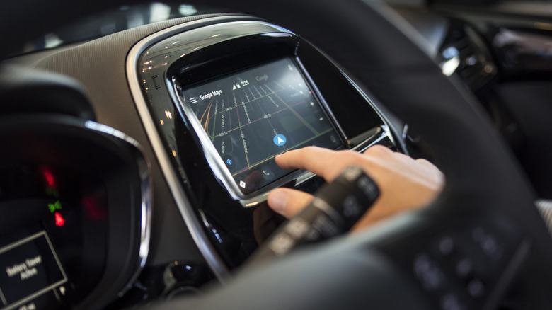 someone using Android Auto in car