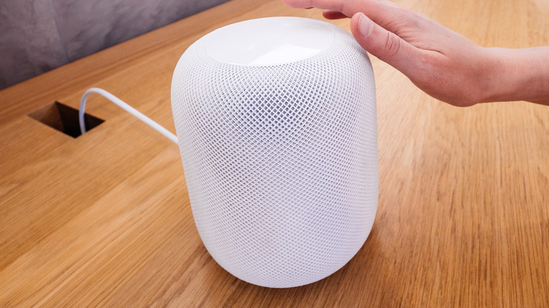 Apple HomePod in white