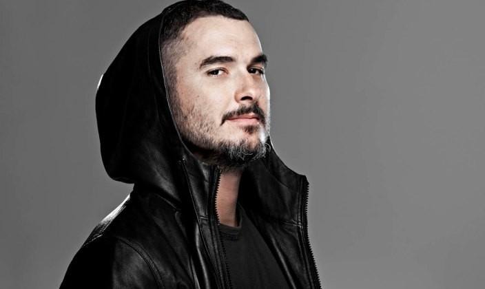 Apple hires BBC Radio DJ Zane Lowe to join iTunes Radio service