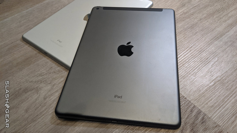 Apple iPad Review 2021 (9th Generation) - SlashGear