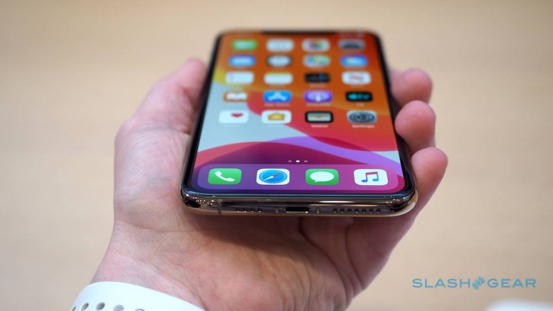 Mah battery iphone 12 Apple criticised