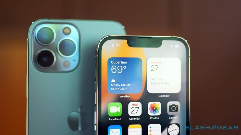 Apple iPhone 13 Pro review -  tests