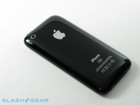 Apple iPhone 3GS 8GB In Time For Christmas? - SlashGear