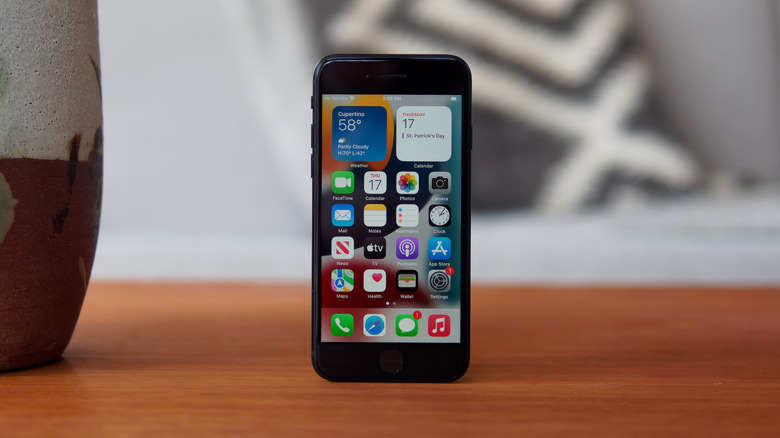 iPhone SE 5G