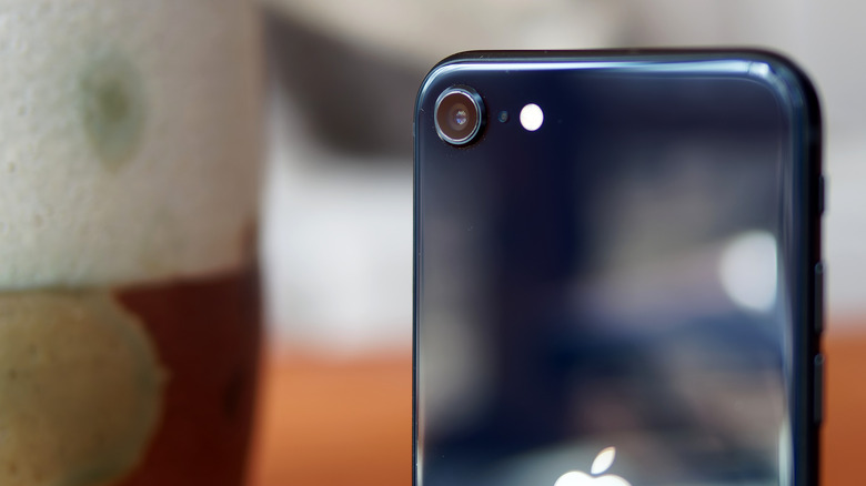 iPhone SE 5G