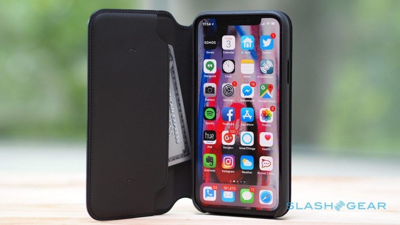 Apple's iPhone X Leather Folio Case Is Really Slick - SlashGear