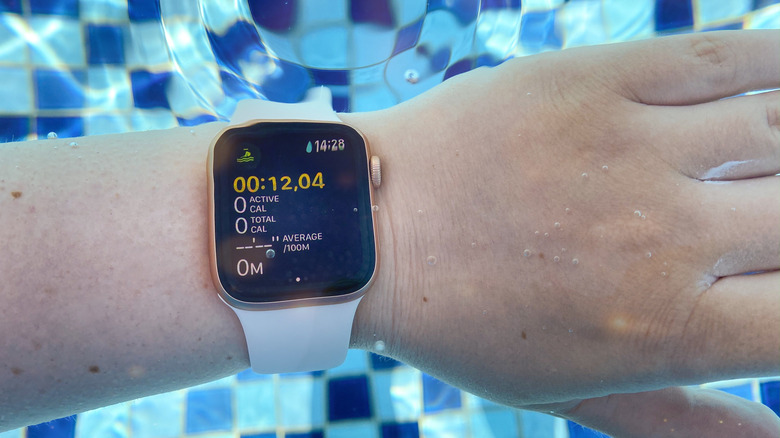 Apple Watch underwater