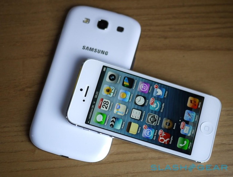 iphone_5_galaxy_s_iii_11