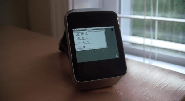 Apple Watch of a different breed: Macintosh II software running on Android Wear