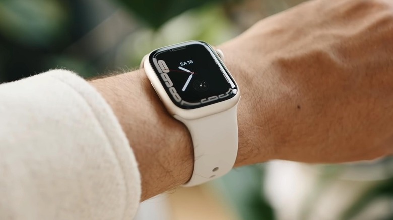 Man wearing Apple Watch