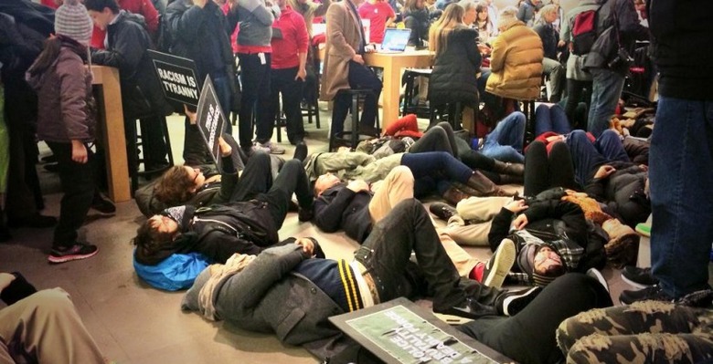 Apple's 5th Ave NYC store taken over by Eric Garner protestors