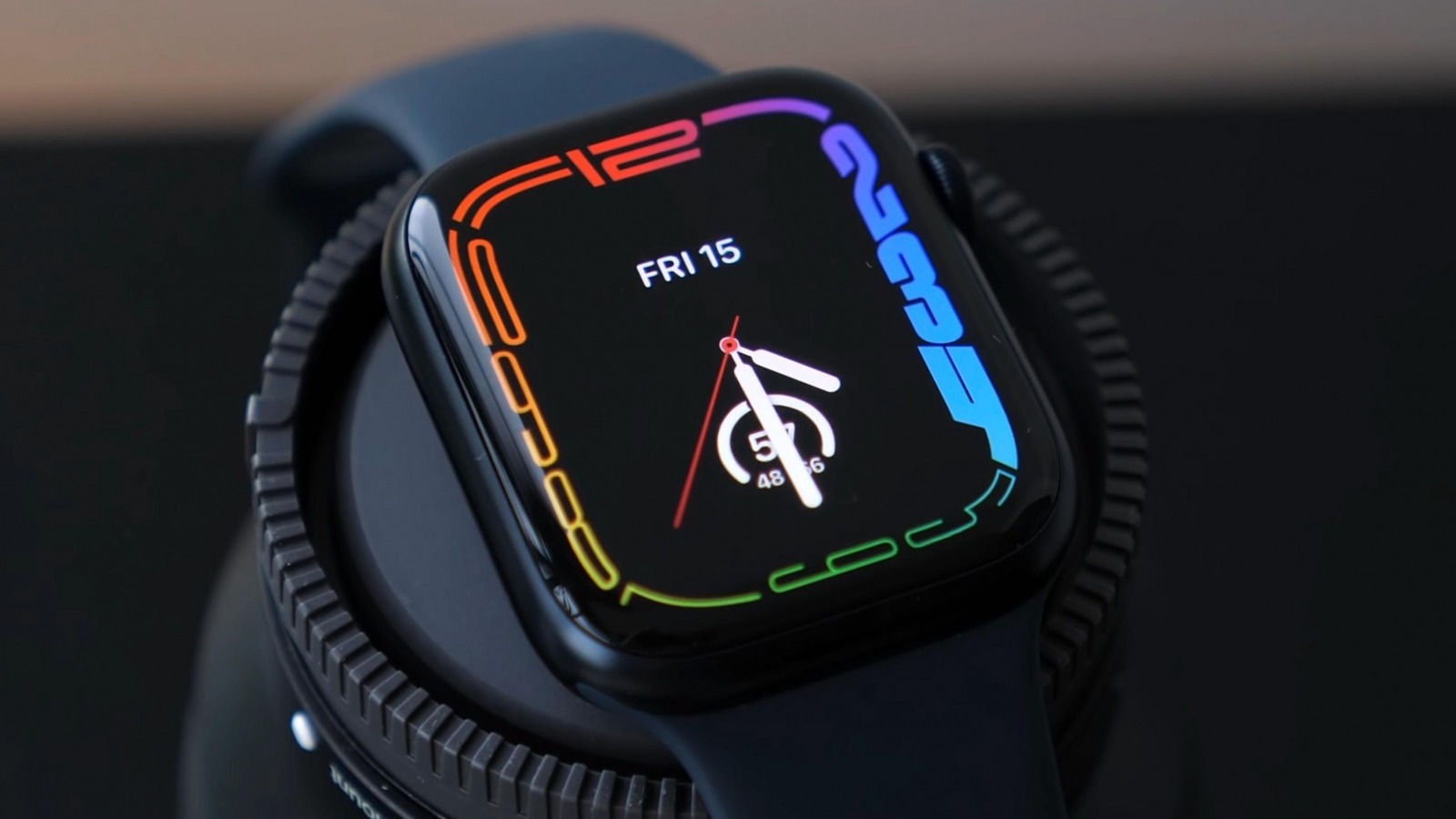 Apple’s Major watchOS 10 Overhaul May Revolve Around Widgets – SlashGear