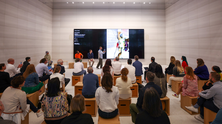apple augmented reality presentation