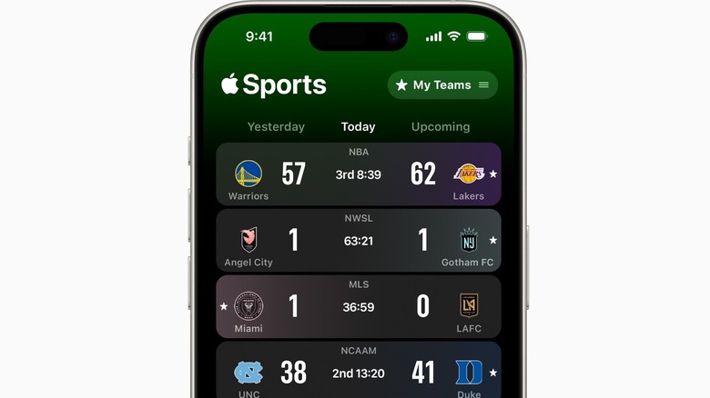Apple Sport's app displaying multiple scores