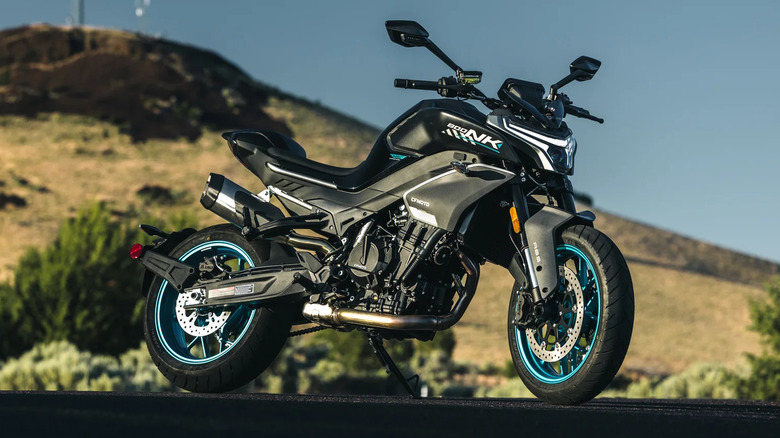 CFMoto 800NK parked on the side of the road