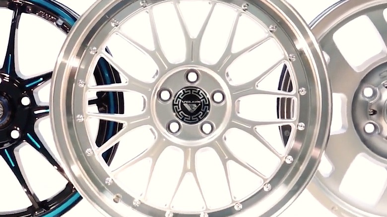 Picture displaying Costco's Velox wheels
