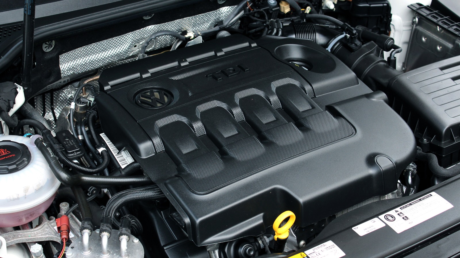 Are Engine Covers Necessary And Can You Take Them Off?