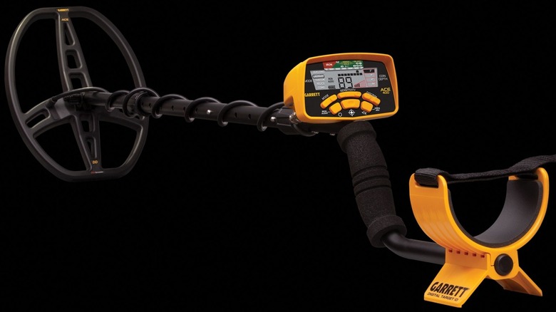 a close up of the Garrett ACE 400 metal detector