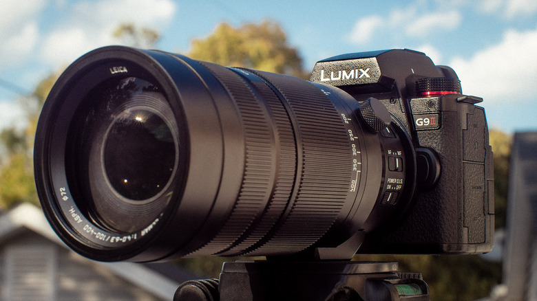 Lumix G9 II with Leica 400mm Lens