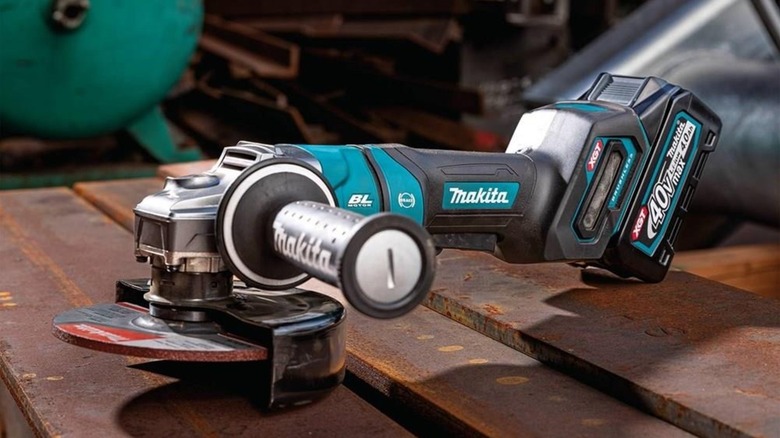 Makita 40V Max XGT Angle Grinder