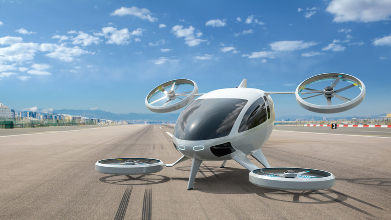 Despegue y aterrizaje vertical eléctrico (EVTOL) en la pista