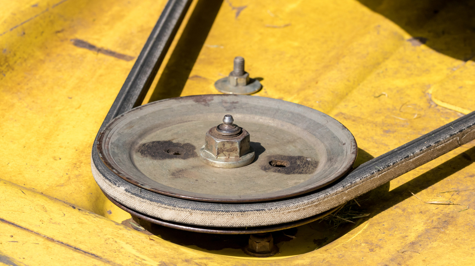 Are Mower Deck Belts Universal? Here’s What You Should Know