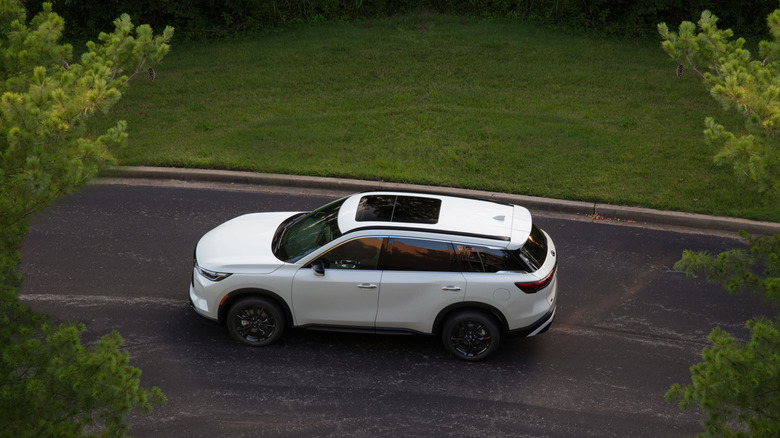 2025 Infiniti QX60 Black Edition Package