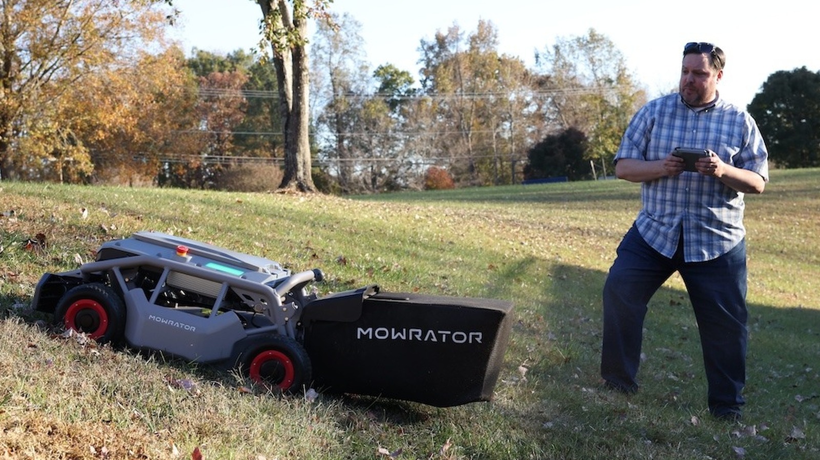Are Remote-Controlled Lawn Mowers Any Good? Here's What Users Say