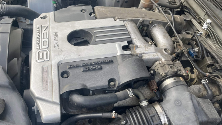 Nissan RB25DE NEO straight six engine, left-side view