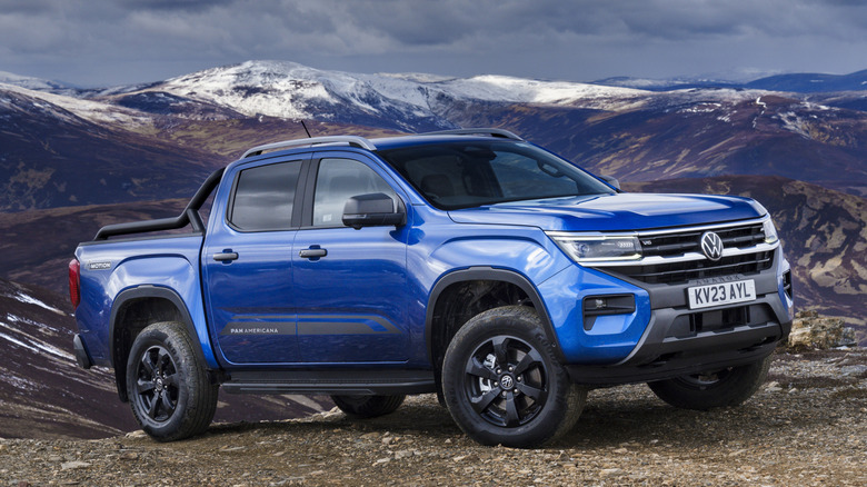 Front 3/4 view of Volkswagen Amarok in mountains