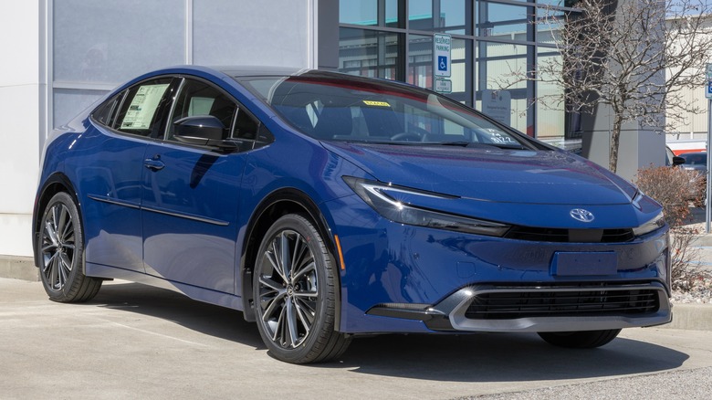 Front quarter shot of a blue Toyota Prius