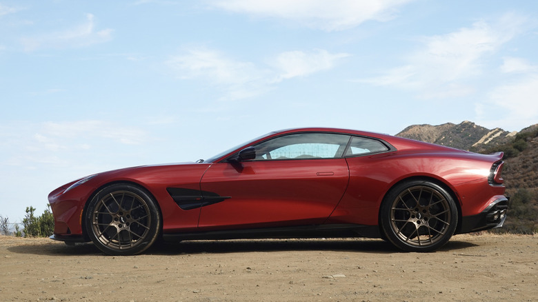 2025 Aston Martin Vanquish side profile shot