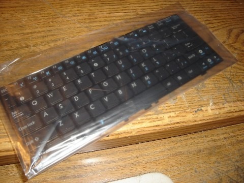 asus_eee_pc_1000h_chiclet_keyboard_1