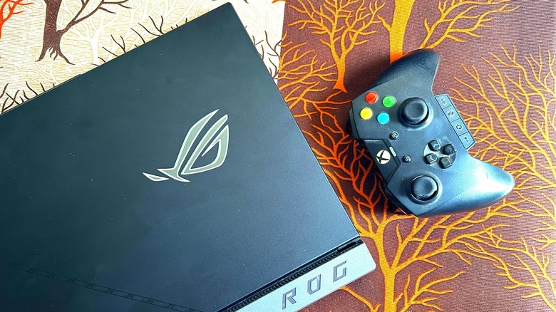 Asus laptop and Razer controller 