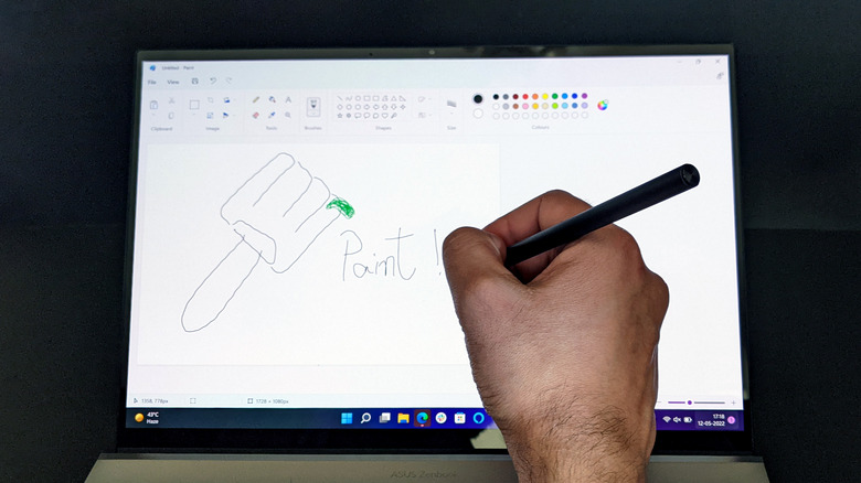 ASUS Zenbook 14X OLED Space Edition stylus