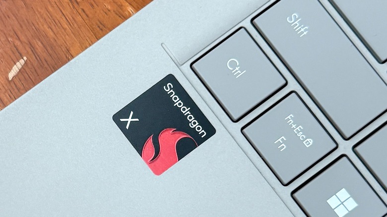 Snpadragon X label on the Asus ZenBook A14.