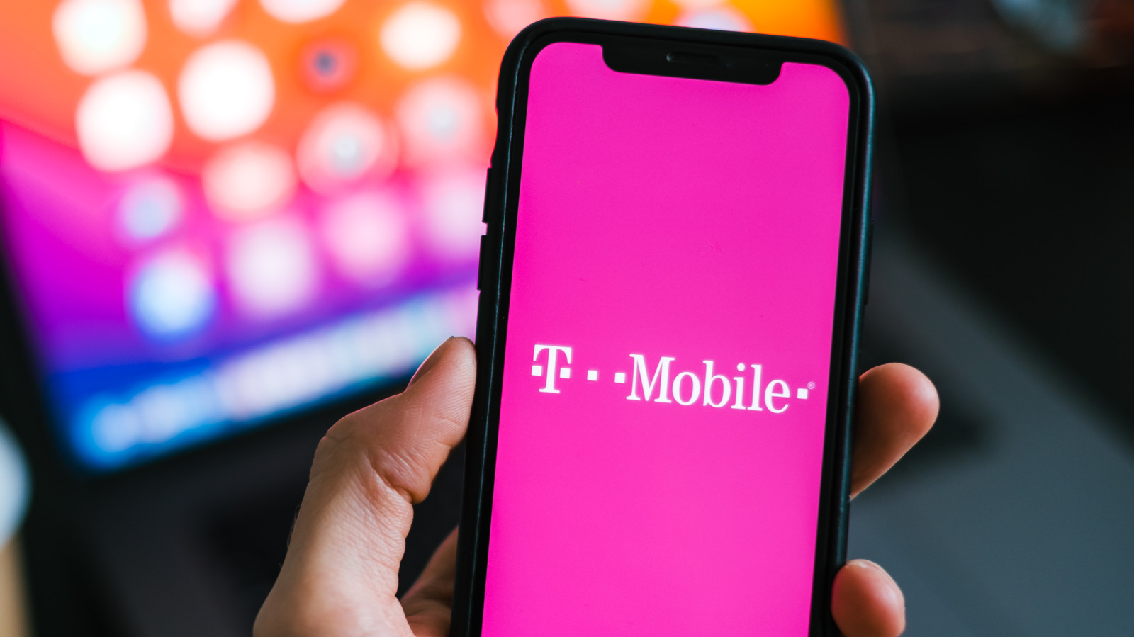 AT&T Has Dominated T-Mobile In One Major Category In 2022