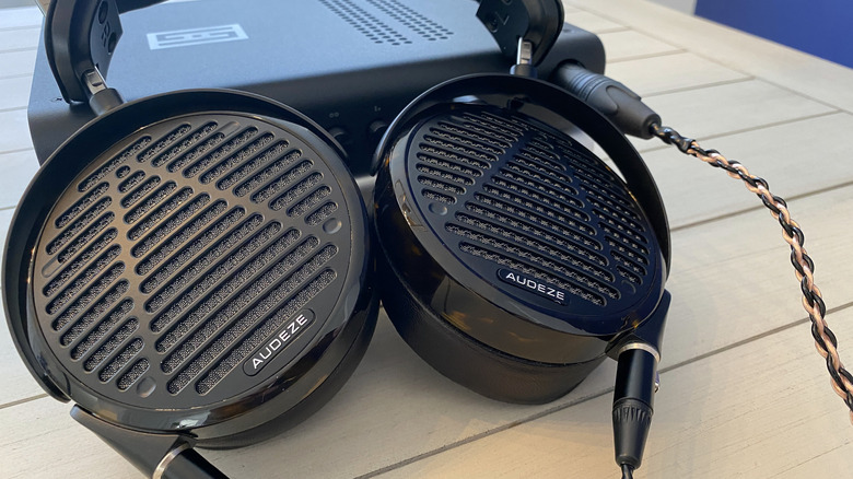 headphones on amp