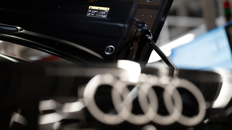 Audi's IRIS system inspects the label on a new vehicle.