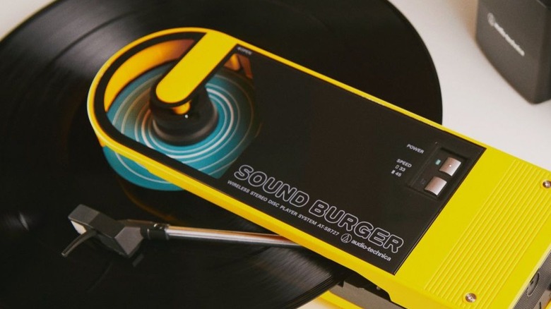 Audio-Technica Sound Burger Turntable
