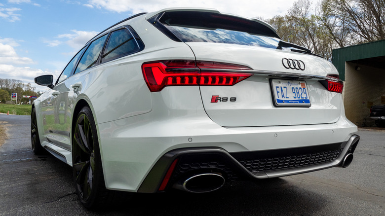 2026 Audi RS 6 Avant left rear three-quarter view