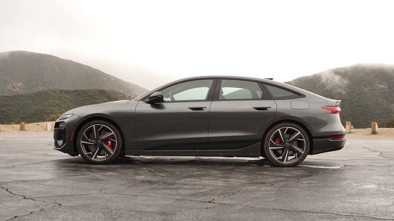2025 Audi S6 e-tron Sportback side profile