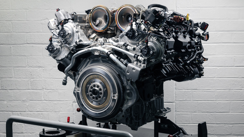 Bentley V8 engine teardown display