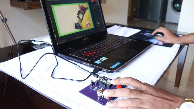 DIY Photoshop console