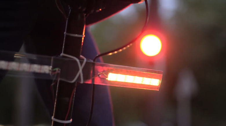 Voice-controlled bicycle turn signal light