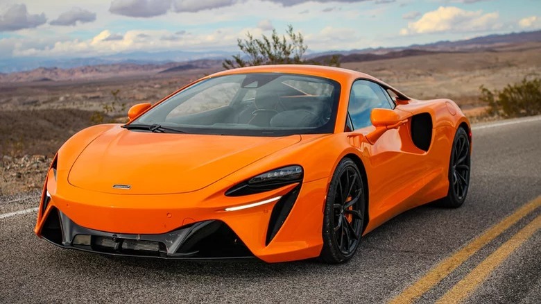 The McLaren Artura
