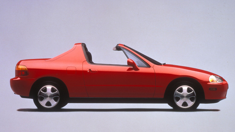 side profile of Del Sol