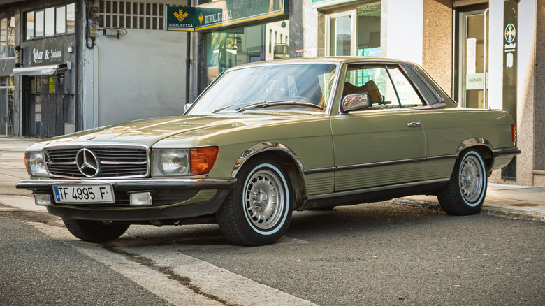 Olive green Mercedes 450SLC